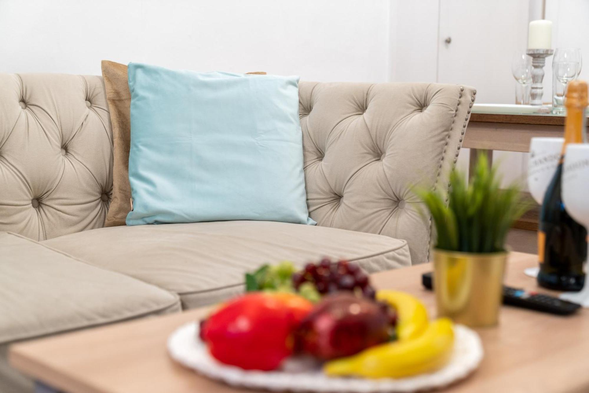 Luxury 3 Bedroom House - Harborne - Parking - Garden - Wifi & Netflix 122G Birmingham Luaran gambar